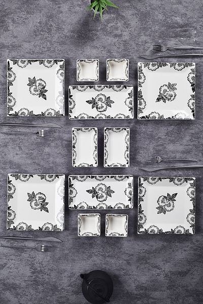 Piatti Naturali 12-Piece 4-Person Black Rose Breakfast Set Handmade Breakfast Presentation Set Serving Plates