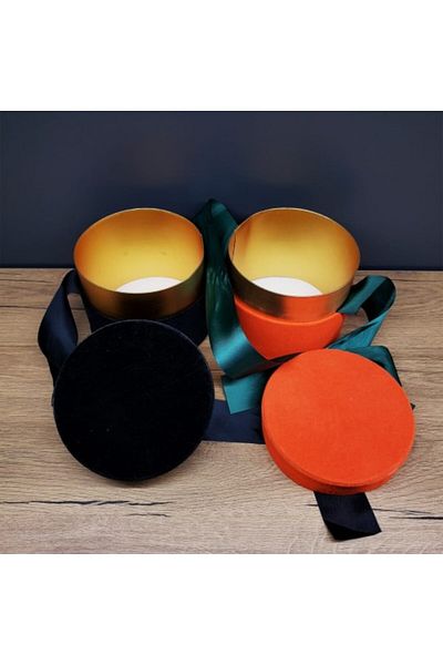 evimdeyokyok Velvet Cylinder Shaped Jewelry Box with Ribbon