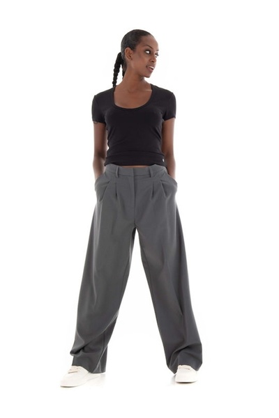 Guess Jeans Tricou negru pentru femei Guess Basic