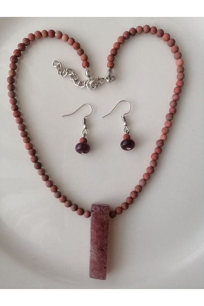 LemaStone Aa Quality Natural Stone Necklace - Rose Quartz Jasper and Lal Garnet Earrings