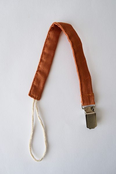 runbaby Cinnamon Color Muslin Pacifier Strap