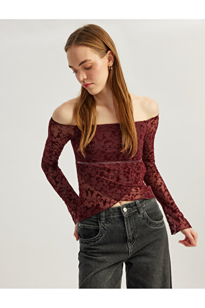 Koton X Inji - Μακρυμάνικο μπλουζάκι με ασύμμετρο λαιμόκοψη και δαντέλα