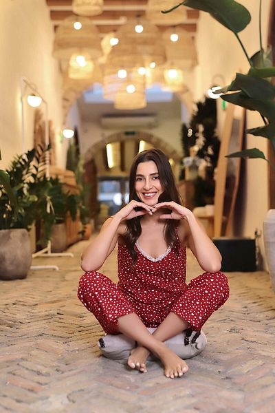 Aydoğan Aydoğan Women's Rope Strap Lace Detailed Capri Pajamas Set - Red Heart Pattern