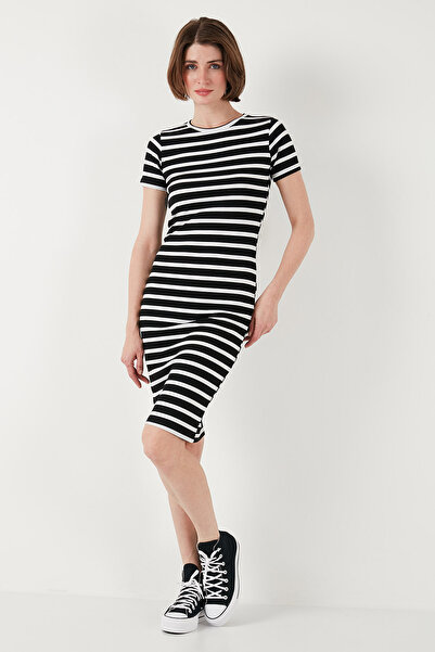 Lela Slim Fit Çizgili Pamuklu Bisiklet Yaka Kısa Kollu Midi Elbise ELBİSE 5865700