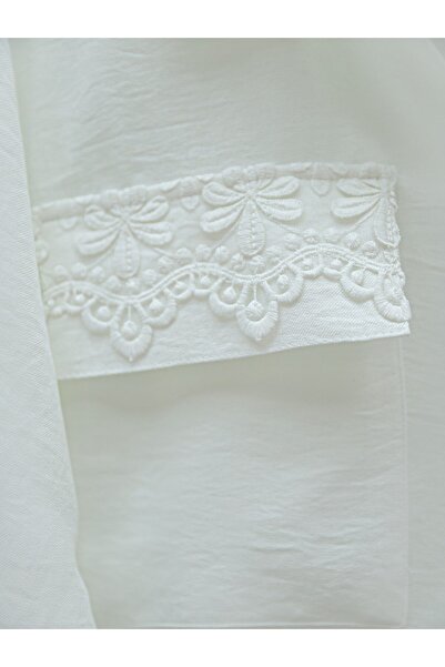 Modamorfo Lace Detailed Shirt with Collar and Pockets - White