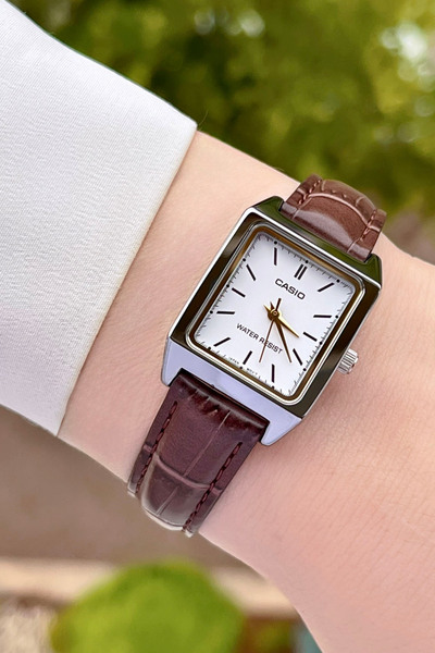 Casio Case Silver Cord Brown Women's Wristwatch