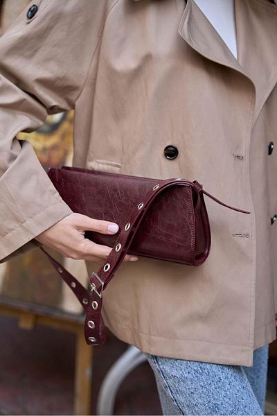 Cosy Bag Geantă de umăr din piele artificială încrețită cu mâner cu ochi de pasăre bordeaux Cadou de Ziua Îndrăgostiților