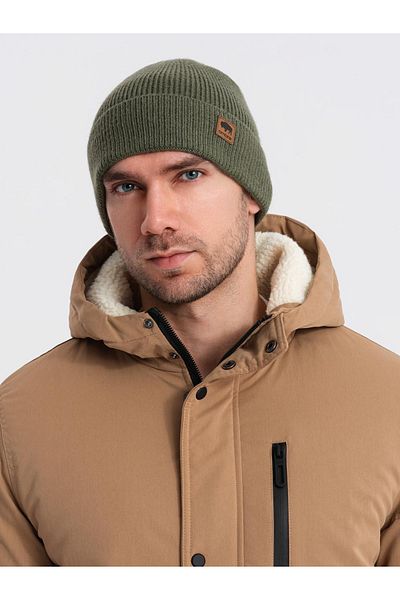 OMBRE Herren Strickmütze mit Patch - oliv V4 OM-ACWH-0123