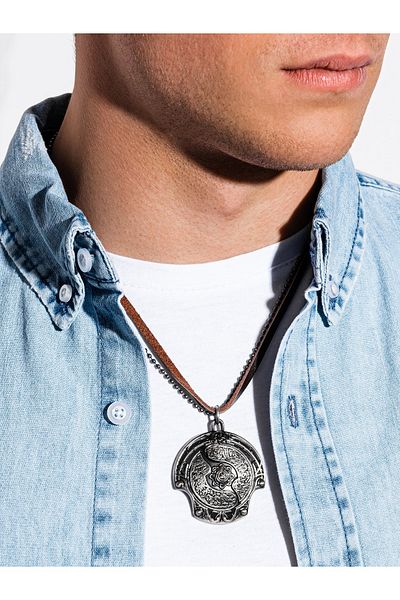 OMBRE Men's necklace on the leather strap A361