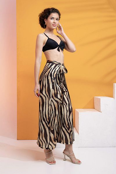XCLSV Versatile Beachwear - Used as Pants and Jumpsuit