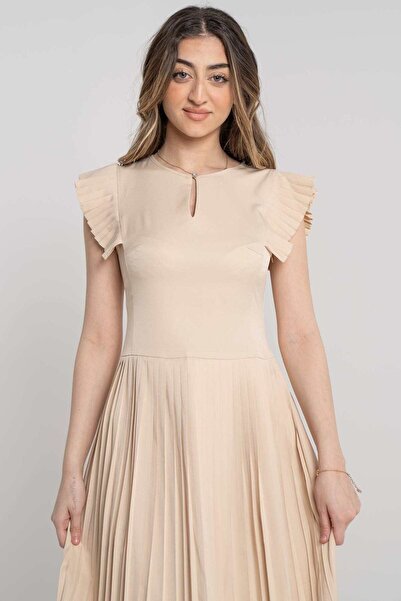 mica فستان ميدي بدون أكمام بتصميم فراشة مطوي