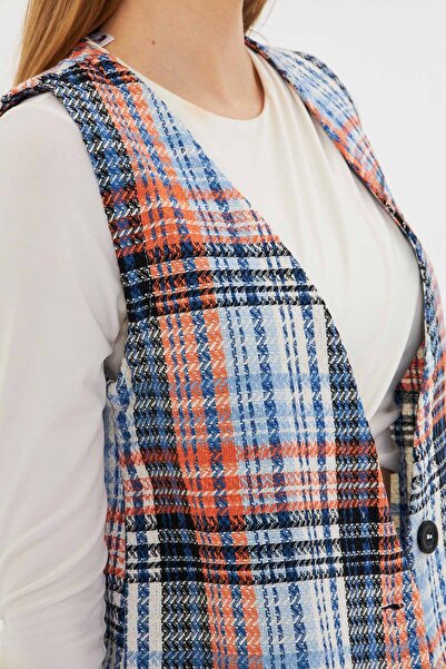 armonika Жіночий оранжевий жилет з V-подібним коміром, одним ґудзиком та великим візерунком ARM-25K001111