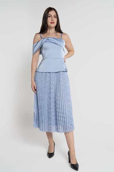 mica فستان ميدي لامع بدون أكمام