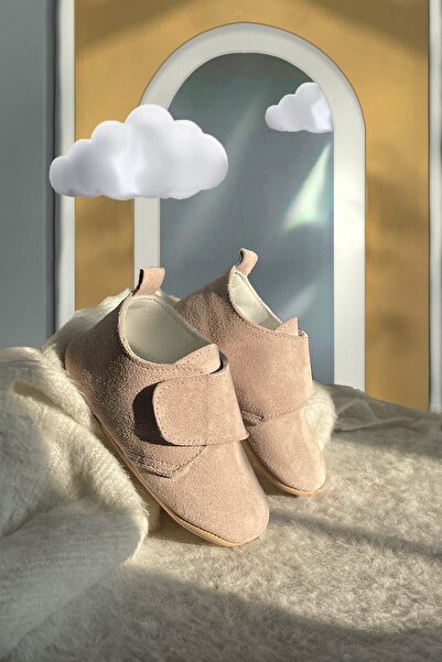 BRITY حذاء أطفال مصنوع من الجلد الطبيعي بنسبة 100% وفيلكرو من جلد الغزال