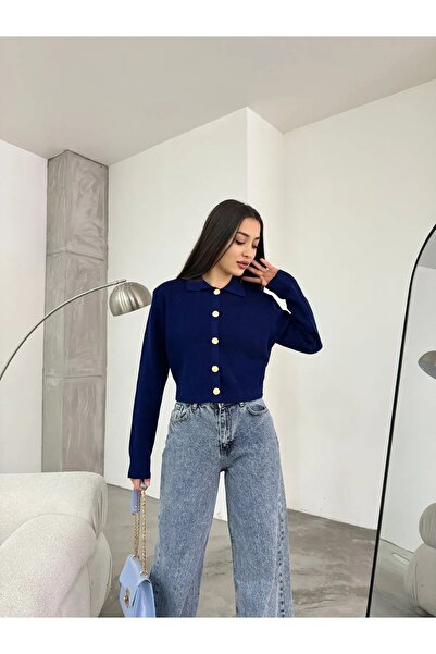 charm butik Cardigan de tricotaj crop cu guler de cămașă cu nasturi aurii pen...