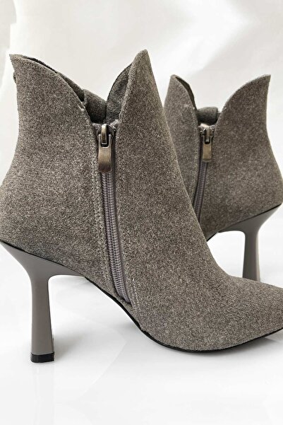 BRITY Μποτάκια σουέτ με φερμουάρ με λεπτομέρεια φιόγκου