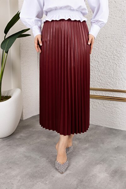 HİRA LİFE FASHİON Γυναικεία ένδυση χιτζάμπ και μακριά πλισέ φούστα με λεπτομέ...