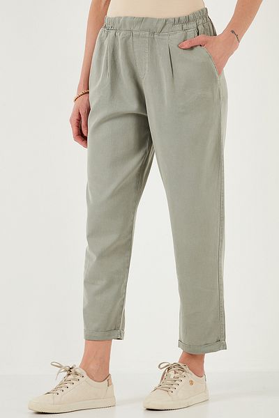 Lela Slim Fit Normal Waist Pipe Leg Pants Pants 668Yp5372