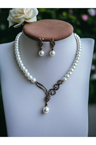 FAYRA ACCESSORIES Zirkon Taşlı Tek Sıra İnci Kolye ve İnci Küpe Seti