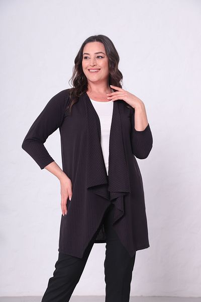 THE CABIN Women's Plus Size Flowy Collar Cardigan
