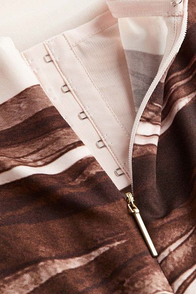 H&M Trompe l'oeil-motif bandeau dress