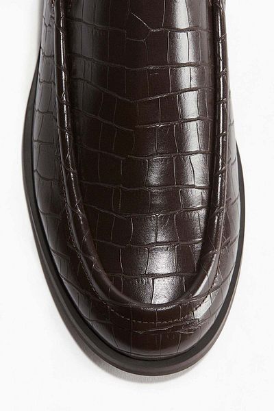 H&M Crocodile-patterned loafers