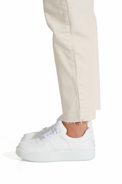 Ayakkabı Tutkusu Stilo ® Tenis alb pentru femei - Design confortabil și luxos