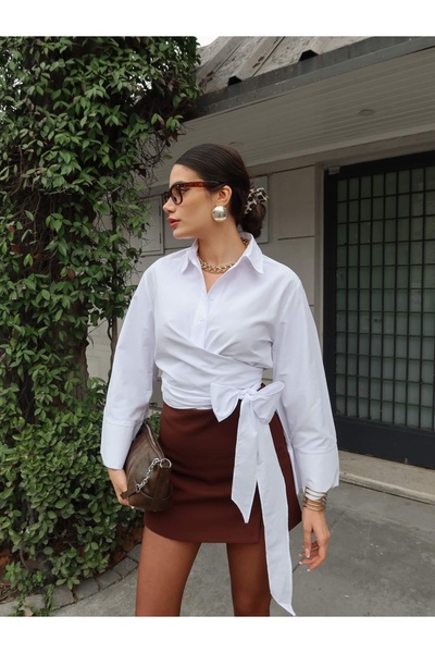 ESRAHELVACI Fehér nyakkendő részletes ing