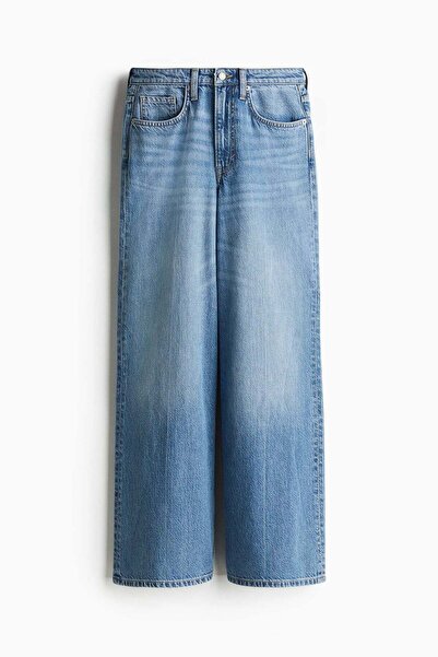 H&M بنطلون جينز واسع للغاية وناعم من الريش