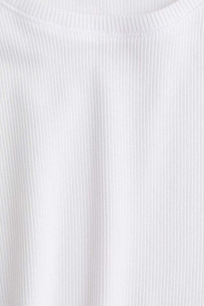 H&M Fitted T-shirt