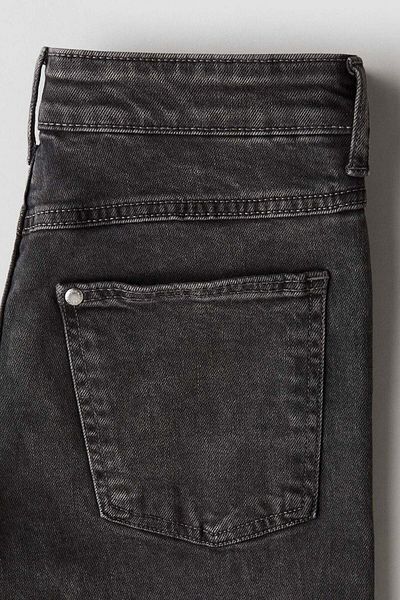 H&M Relaxed Tapered Fit Jeans