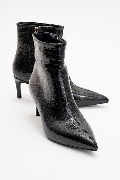 LuviShoes Γυναικείες μπότες με λεπτό τακούνι NOYA με μαύρη στάμπα