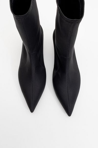 LuviShoes Γυναικείες μπότες με λεπτό τακούνι LEWIN Μαύρες Stretch μυτερές μύτες