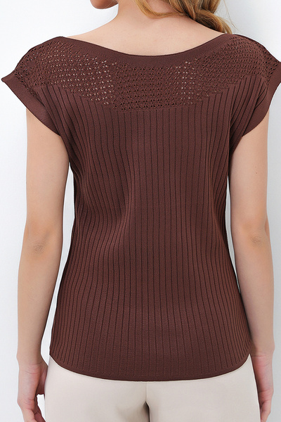 VAGGON Γυναικεία πλεκτά μπλούζα - Bitter Brown Boat Neck, Αμάνικο με τρύπες στους ώμους