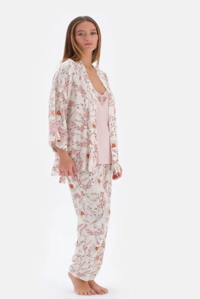 Eros 33524 Жіночий комплект піжами з пудровим халатом, 3 предмети