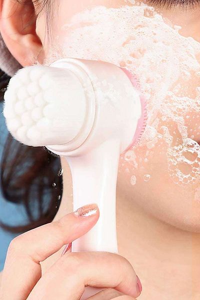 hayret sepeti Facial Cleansing Brush - Nourish While Purifying Your Skin
