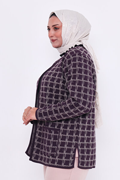 GLCN by Gülcan Kareli Desenli Bedenli Düğmesiz Triko Hırka