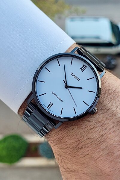 Casio Kadranı Beyaz Kordonu Siyah Renk Erkek Kol Saati
