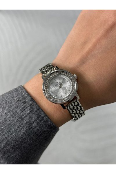 RoseandRoses Rhinestone Round Case Stylish Women's Wristwatch Silver Color (White Dial)