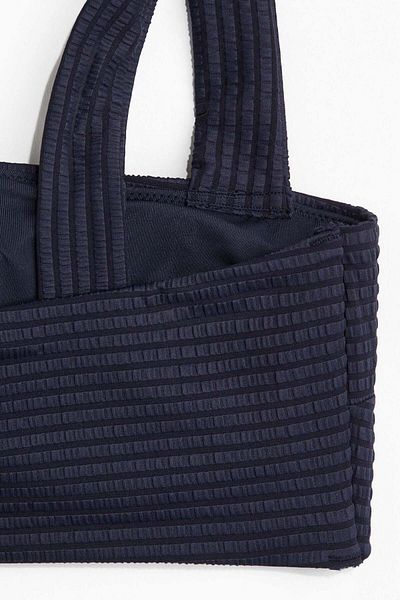 H&M الجزء العلوي من بيكيني مبطن برباط