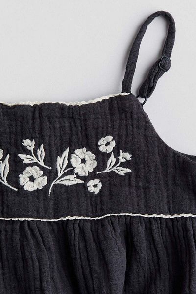 H&M Tiered muslin dress