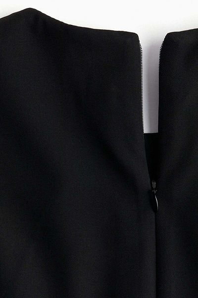 H&M Sleeveless twill dress