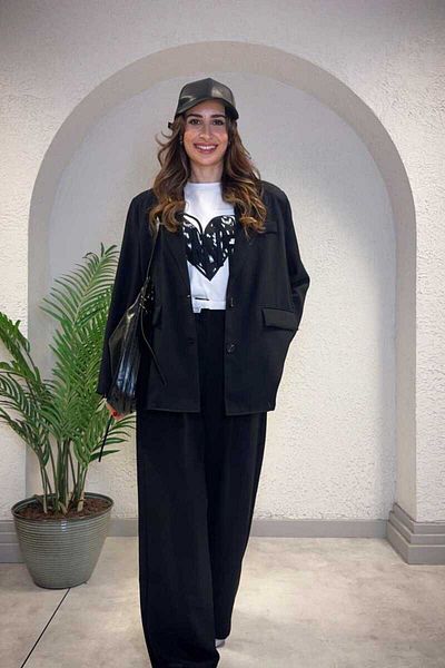 Clothing palette Crepe Blazer Jacket with Back Window Detail