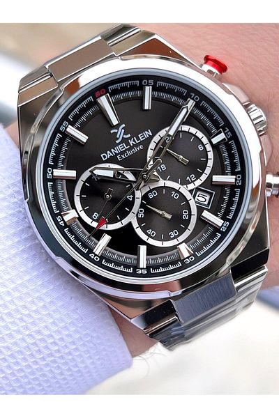 Daniel Klein Groom Engagement Watch Steel Band Inner Functions Active 30 Mt Water Resistant Men's Wristwatch