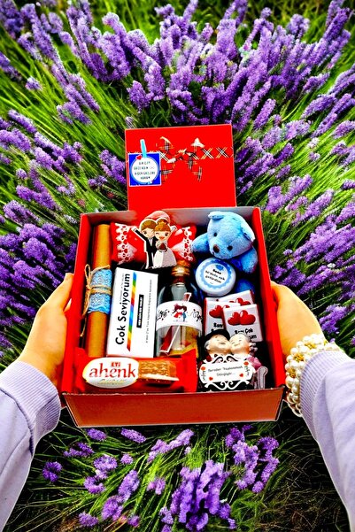 HediyeKombini Sevgiliye Iç Içe Kırmızı Kalp Kutuda Çift Mini Ayıcıklı Bol Sür...