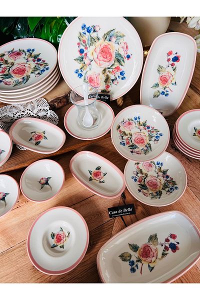 CASA DE BELLA Rose 28 Piece Breakfast Set for 6 People