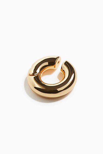 H&M Gold-plated ear cuff