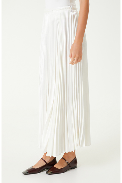 Network Kırık Beyaz Piliseli Maxi Etek