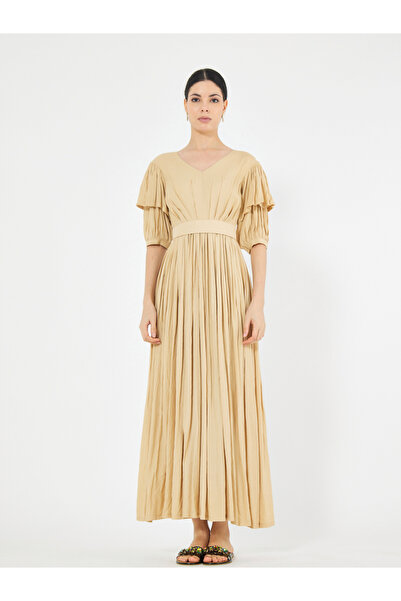 House of Moda By Styli Tiered Puff Sleeves Pleated Waist A-Line Maxi Dress