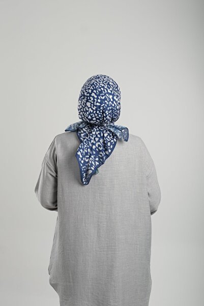 Giverny 202201_24 Леопардовий шарф блакитного кольору - зрізана волокна, бавовняний, цифровий принт